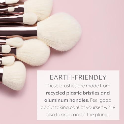 Sustainable Luxury Powder/Bronzer Brush