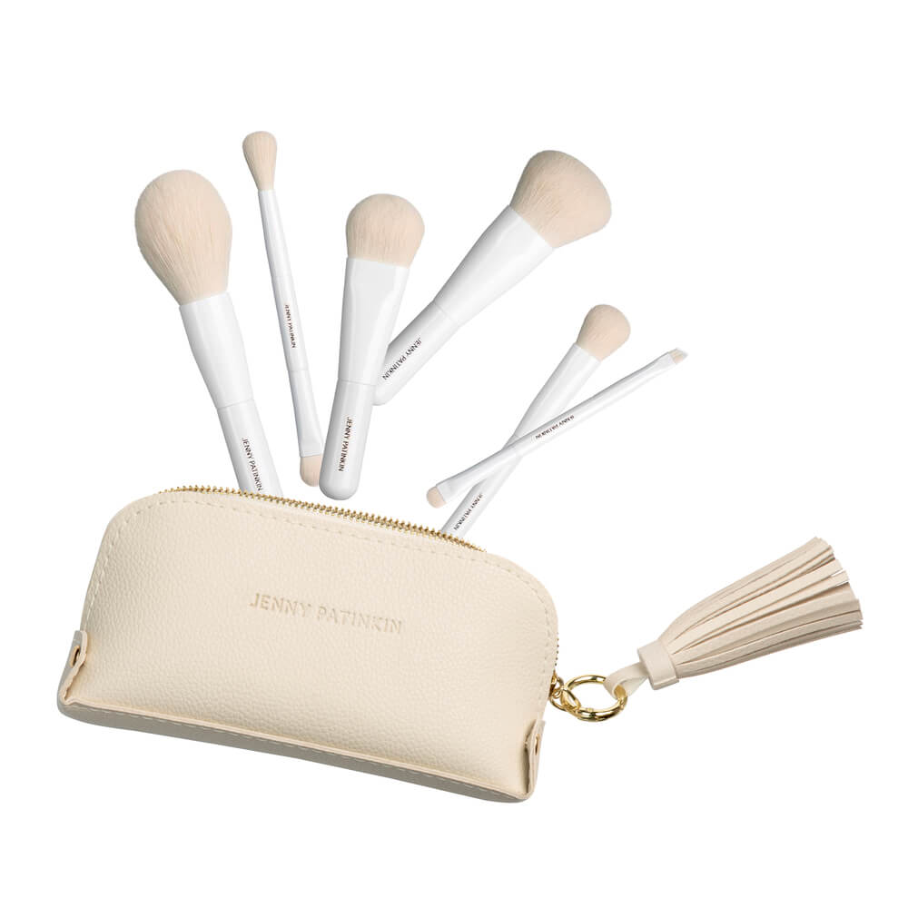  Atelier Blanc Travel Makeup Brush brush set with six Fude-style brushes