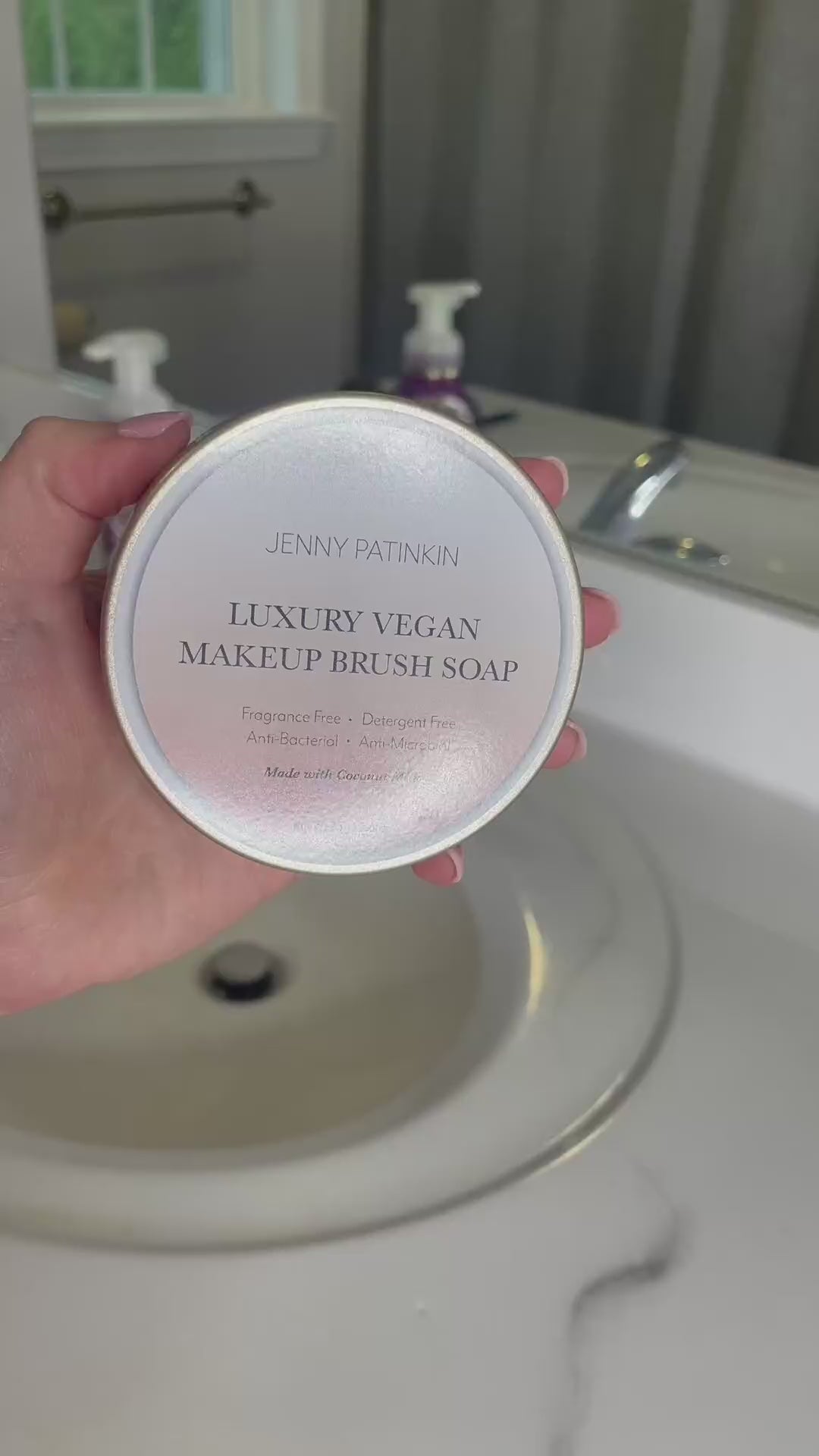 The best makeup brush cleaner I have tried.